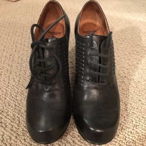 Black John Fluevog Mary Jane lace up bootie